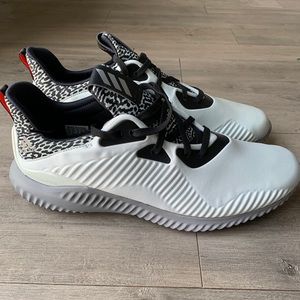 Adidas Alphabounce M Training Shoes